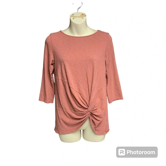 Beacan Cove size small twist front top dusty rose color 3/4 sleeves - Picture 1 of 6